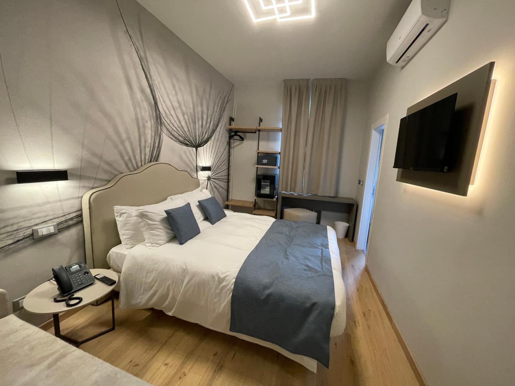 Hotel Central Giacomini ซาโล ภายนอก รูปภาพ