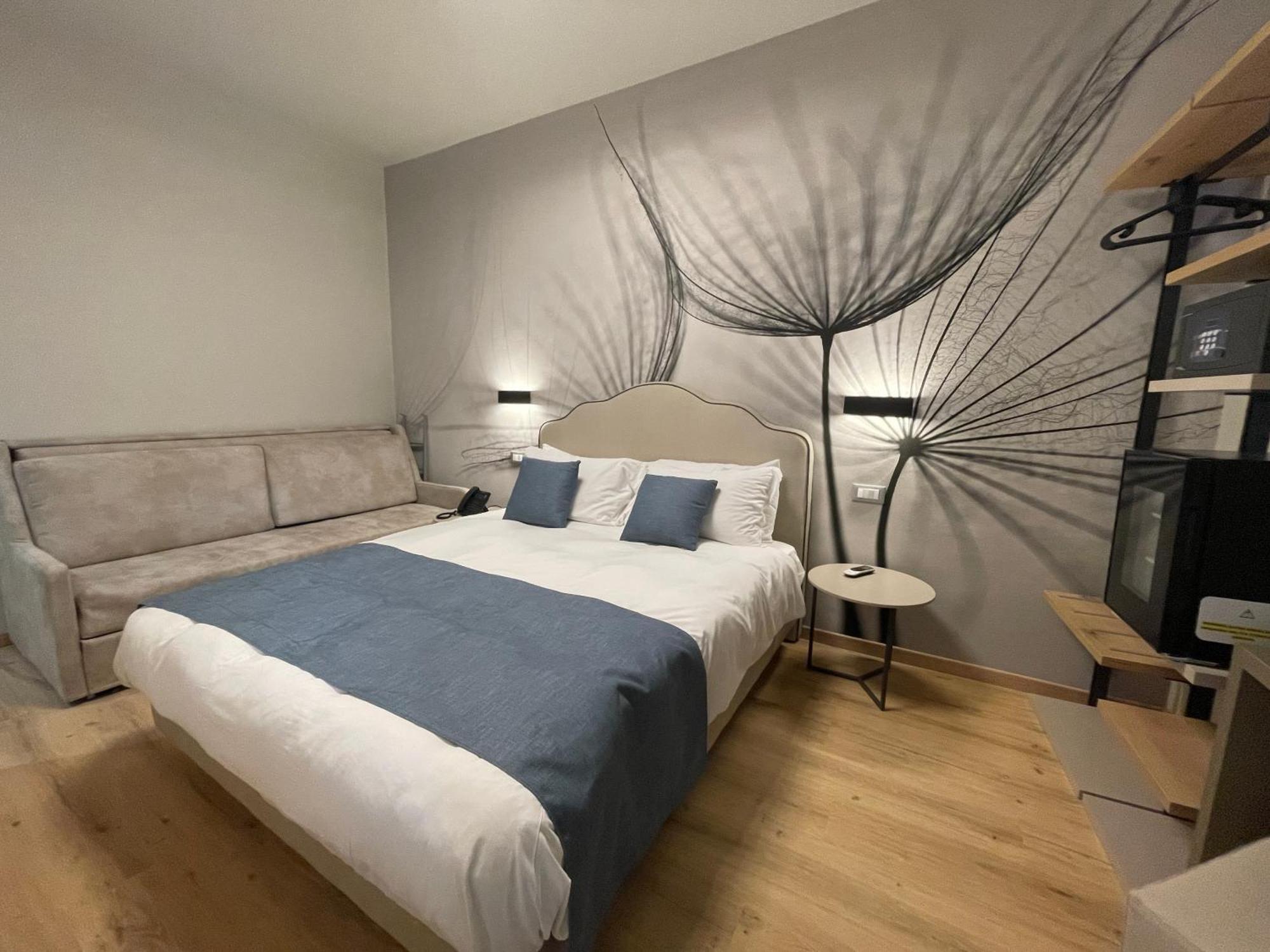 Hotel Central Giacomini ซาโล ภายนอก รูปภาพ