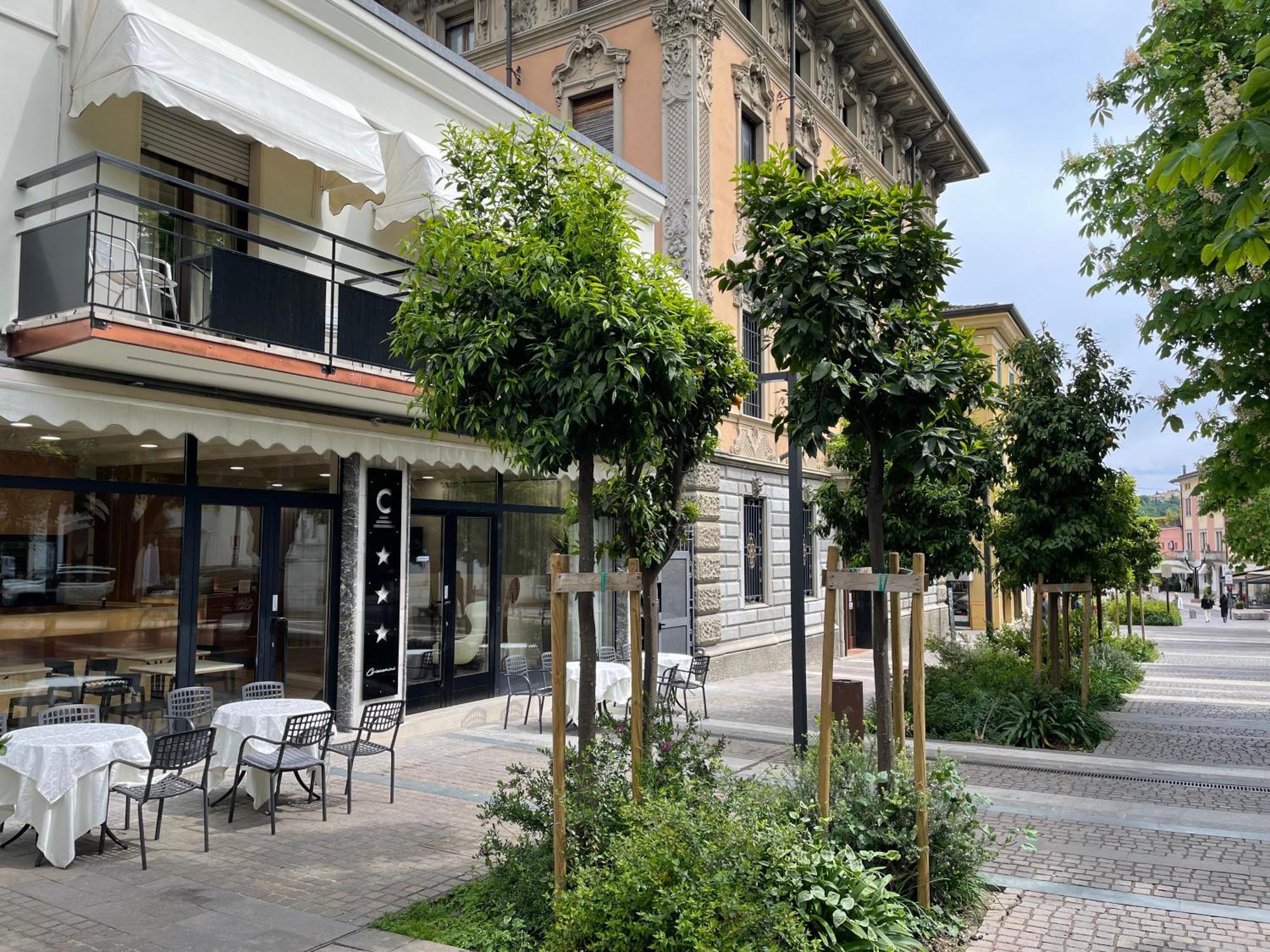 Hotel Central Giacomini ซาโล ภายนอก รูปภาพ