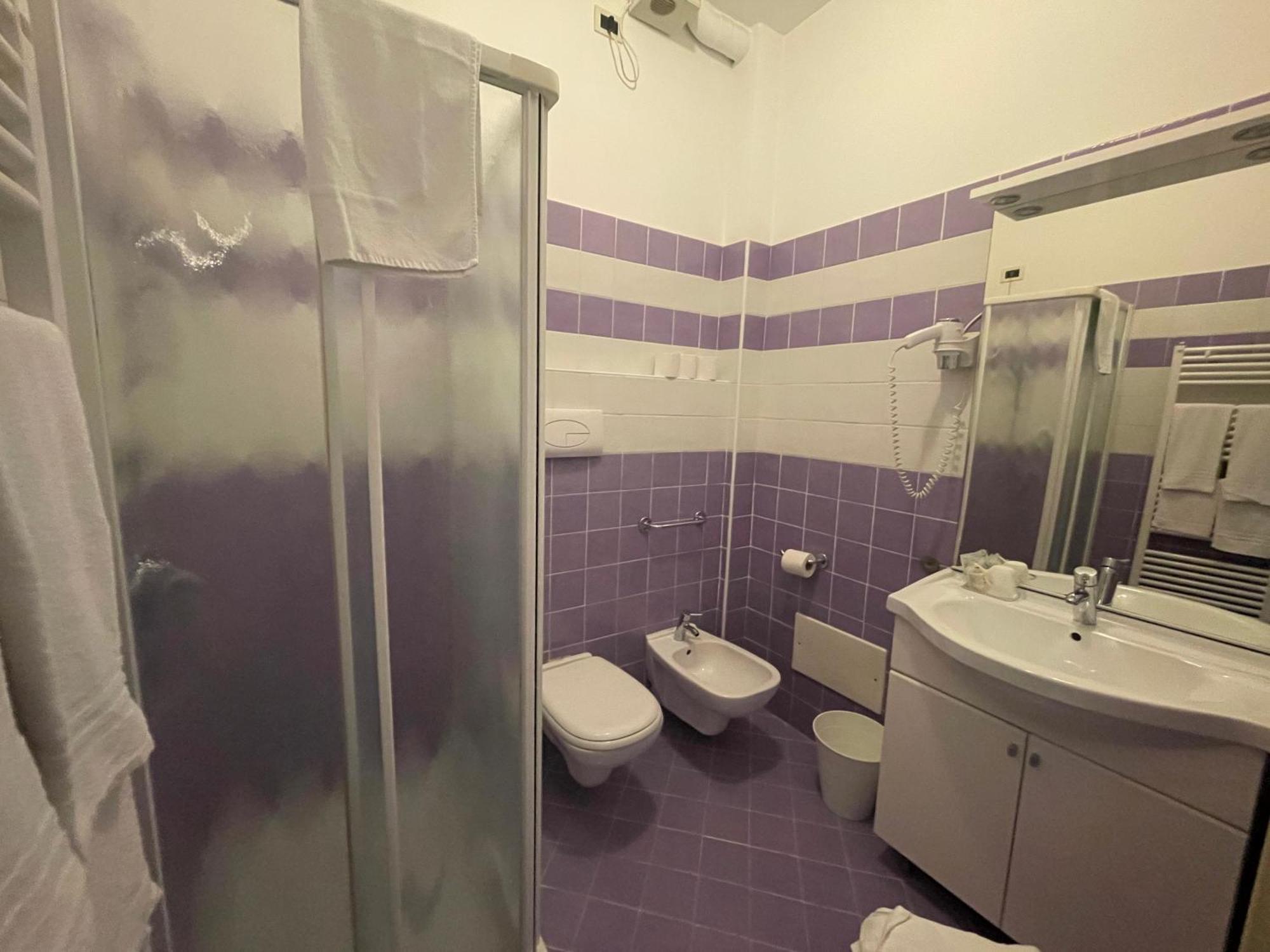 Hotel Central Giacomini ซาโล ภายนอก รูปภาพ