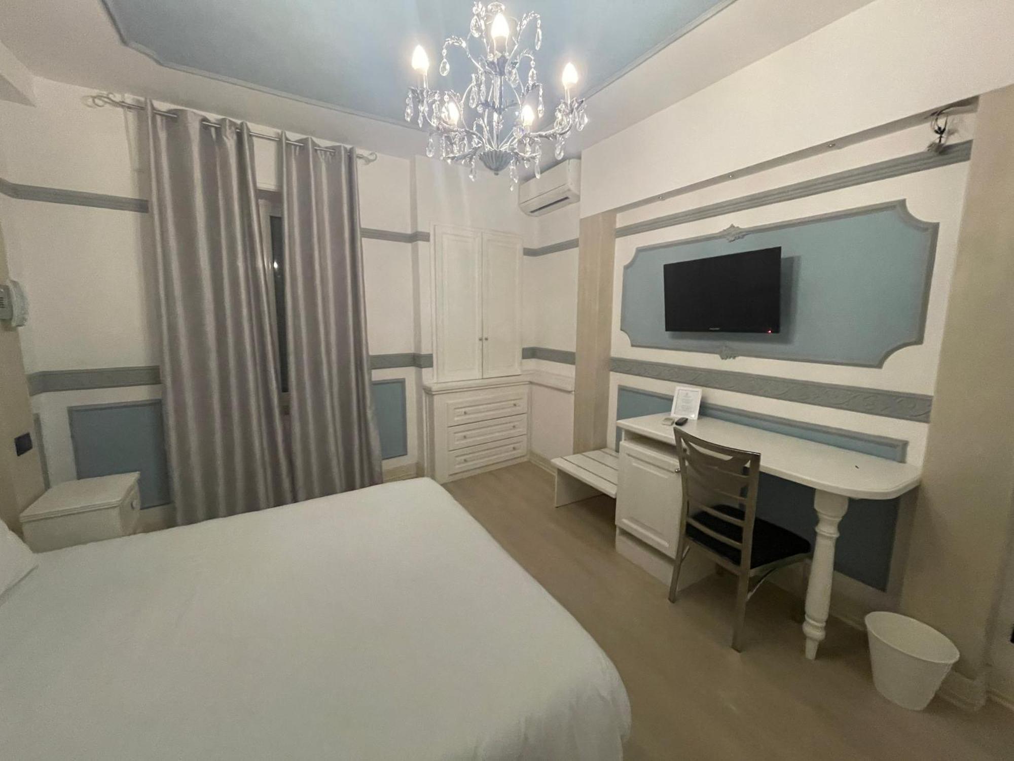 Hotel Central Giacomini ซาโล ภายนอก รูปภาพ
