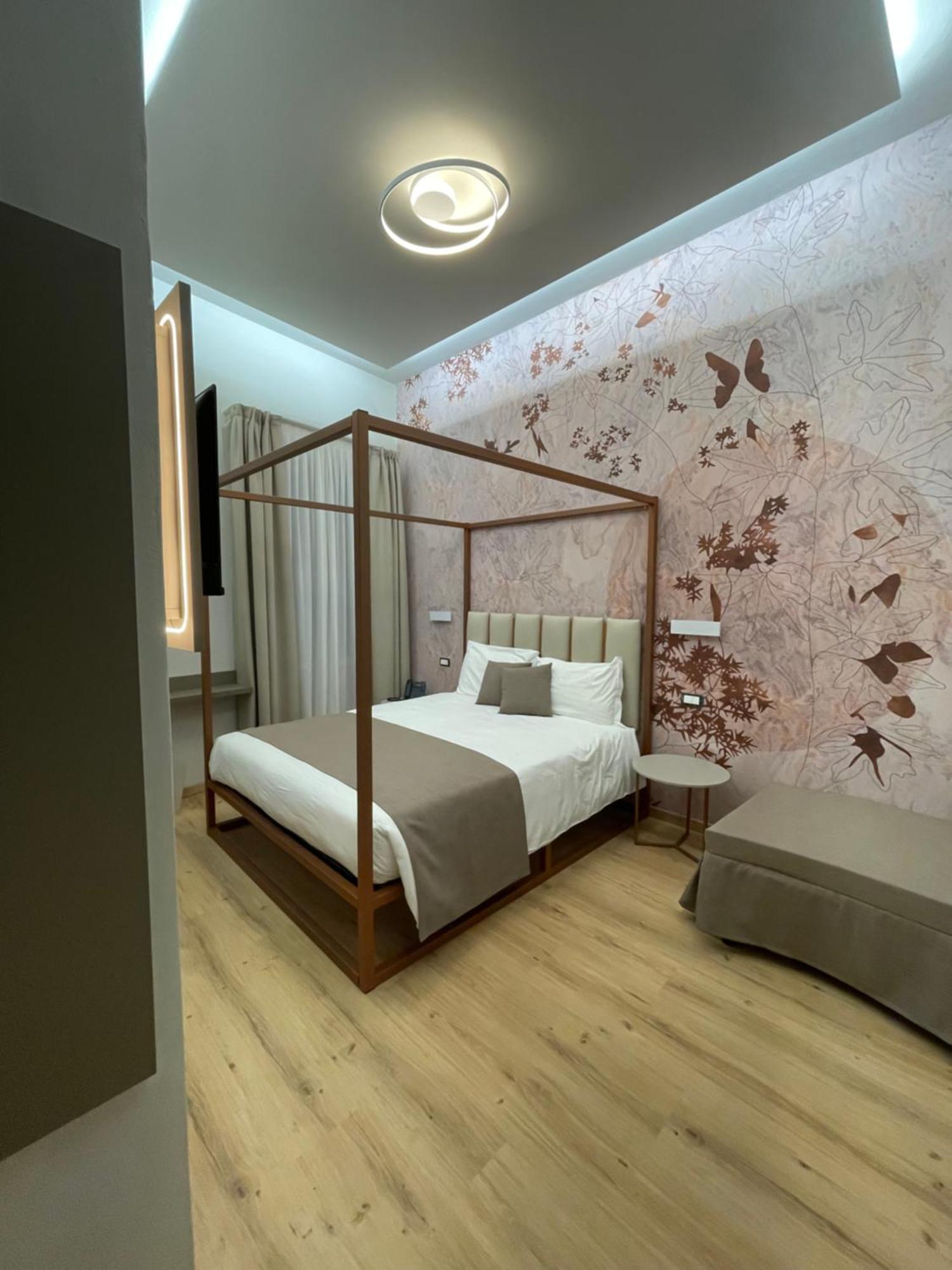 Hotel Central Giacomini ซาโล ภายนอก รูปภาพ